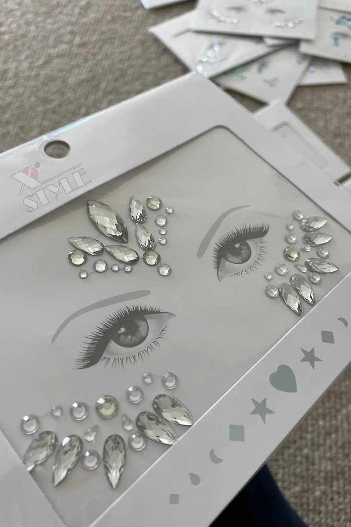 Self-Adhesive Crystal White Makeup Rhinestones, 5